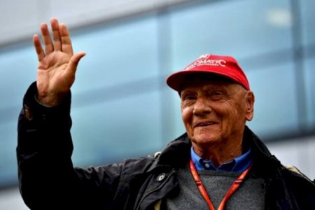 "Formula 1" çempionu dünyasını dəyişdi - FOTO